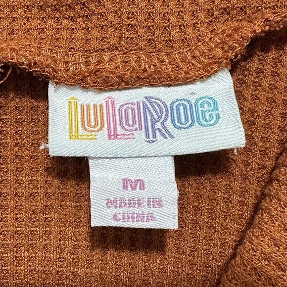 LuLaRoe Round Hem Women's Medium Burnt Orange Cowlneck Waffle Knit Sweater - Picture 3 of 13
